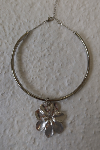 MAE SILVER NECKLACE