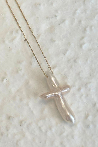 SARAI PEARL CROSS NECKLACE